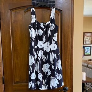 White House Black Market Black and White Floral Dress
